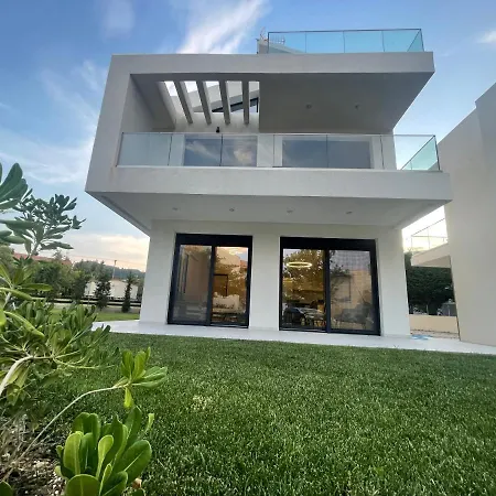 Villa Gaia By The Sea Polychrono
